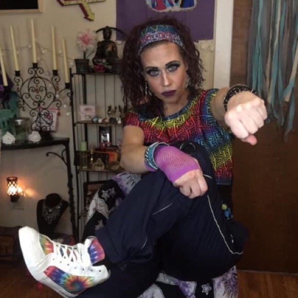 Meet your Posher, Shannon - Picture 13 of 16